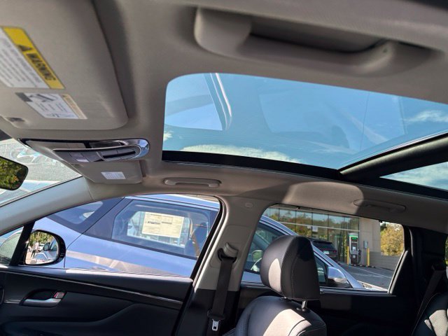 Used 2022 Hyundai Santa Fe SEL w/ Convenience + Premium Package AWD/4WD image 11
