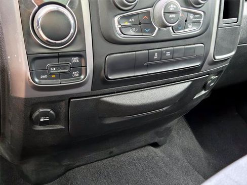Certified 2023 RAM 1500 Classic SLT w/ Electronics Group AWD/4WD image 28