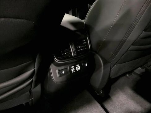 Used 2025 Subaru Outback Wilderness w/ Wilderness Package image 33