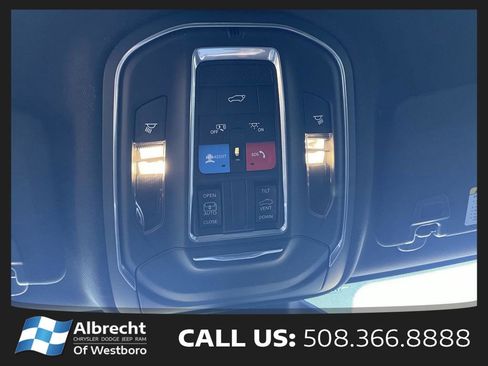 New 2026 Jeep Grand Cherokee Altitude AWD/4WD image 23