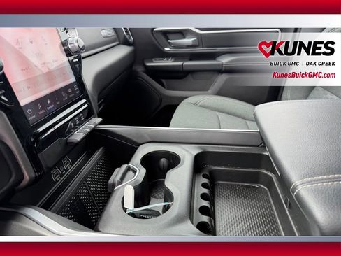 Used 2026 RAM 1500 Big Horn AWD/4WD image 15