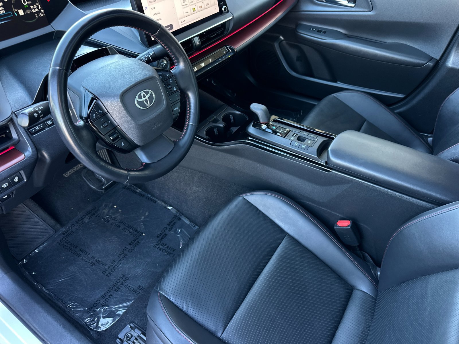 Used 2024 Toyota Prius Prime FWD image 9