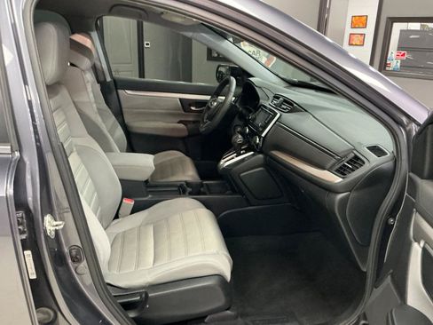 Used 2017 Honda CR-V LX image 25
