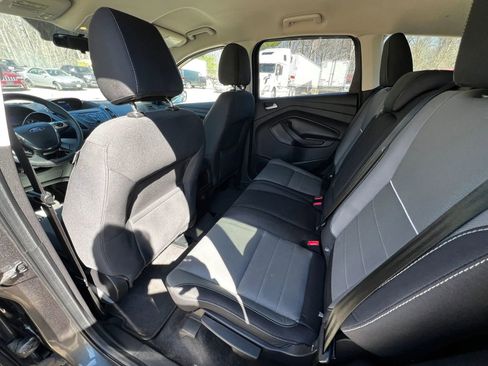 Used 2015 Ford Escape SE AWD/4WD image 10