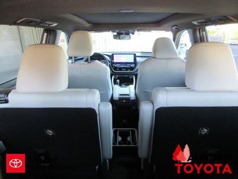 Certified 2025 Toyota Grand Highlander AWD Hybrid image 16