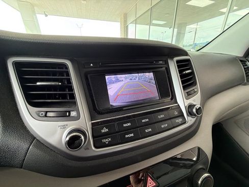 Used 2017 Hyundai Tucson SE w/ SE Popular Package 02 FWD image 21