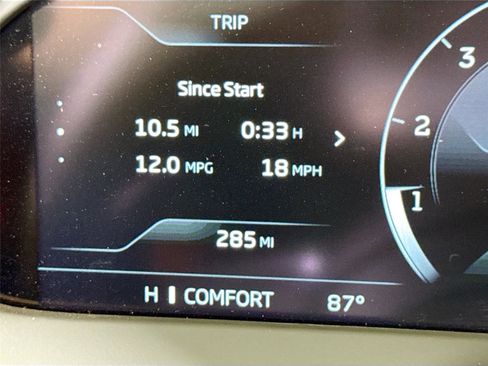 Used 2024 McLaren 750S Spider image 16