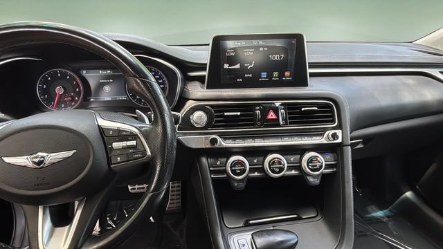 Used 2021 Genesis G70 3.3T RWD image 11