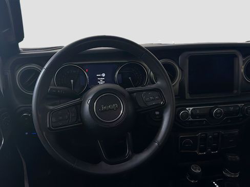 Used 2023 Jeep Wrangler Unlimited w/ 8.4" Radio Group AWD/4WD image 17