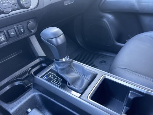 Used 2023 Toyota Tacoma TRD Off-Road w/ Advanced Technology Package image 16