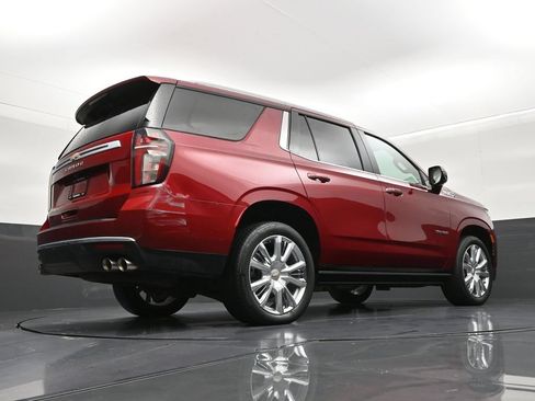Used 2023 Chevrolet Tahoe High Country AWD/4WD image 25