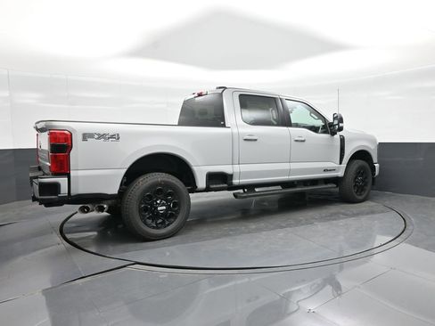 New 2026 Ford F250 XLT w/ XLT Premium Package AWD/4WD image 9