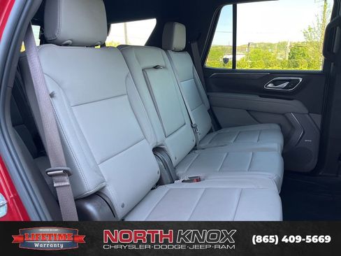 Used 2022 Chevrolet Tahoe Z71 w/ Z71 Off-Road Package AWD/4WD image 22