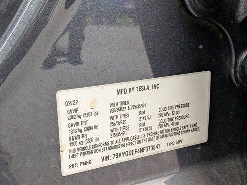 Used 2022 Tesla Model Y Performance AWD/4WD image 16