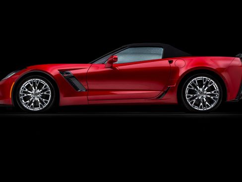 Used 2015 Chevrolet Corvette Z06 w/ 2LZ Preferred Equipment Group image 10