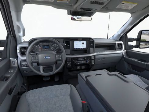 New 2026 Ford F250 XL w/ XL Chrome Package AWD/4WD image 9