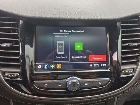 Used 2018 Chevrolet Trax LS AWD/4WD image 27