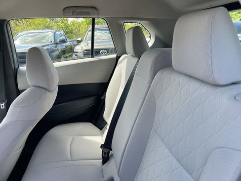 Certified 2023 Toyota Corolla Cross L AWD/4WD image 9