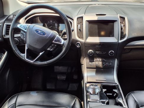 Used 2019 Ford Edge SEL w/ Equipment Group 201A FWD image 10