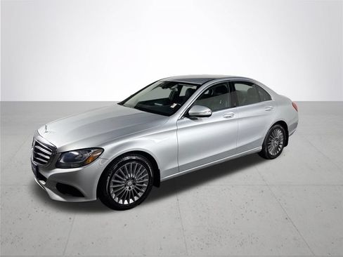 Used 2015 Mercedes-Benz C 300 Sedan image 2