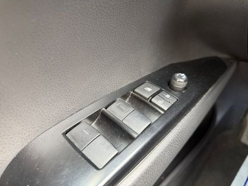 Used 2025 Toyota Camry LE FWD image 18