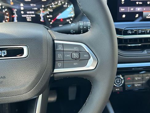 New 2026 Jeep Compass Limited AWD/4WD image 43