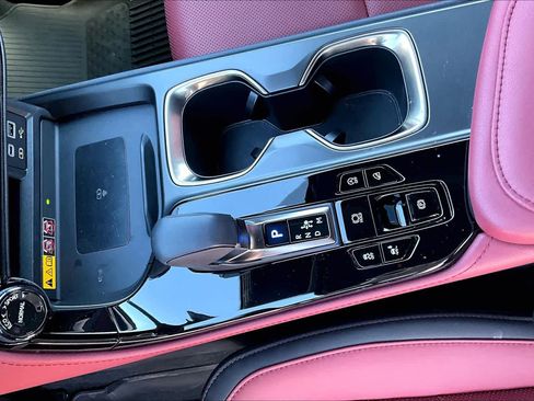 Used 2022 Lexus NX 250 AWD image 16