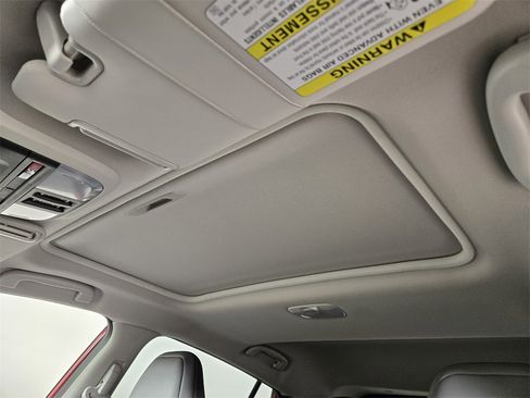 New 2026 Subaru Crosstrek 2.5i Limited image 9