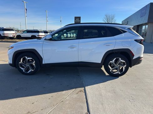 Used 2023 Hyundai Tucson SEL w/ Convenience Package image 4