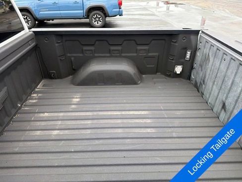 Used 2020 Chevrolet Silverado 1500 LT w/ All-Star Edition AWD/4WD image 10