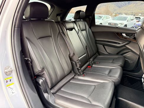 Used 2017 Audi Q7 3.0T Premium Plus w/ Premium Plus Package image 29