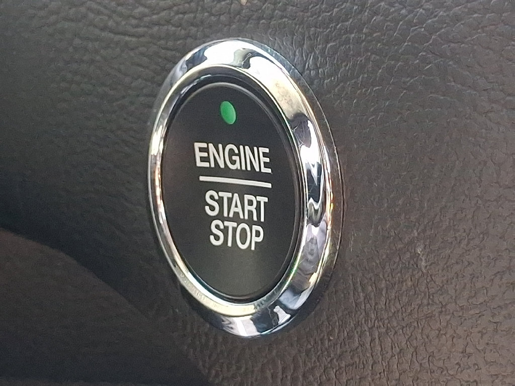 Used 2024 Ford Edge Titanium AWD/4WD image 23