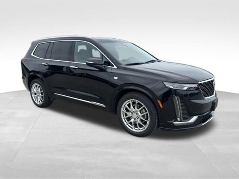 Used 2020 Cadillac XT6 Premium Luxury AWD/4WD image 7