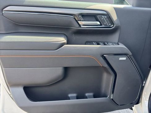 New 2026 GMC Sierra 2500 AT4 w/ AT4 Premium Plus Package AWD/4WD image 13