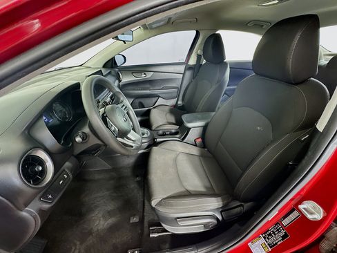 Used 2019 Kia Forte LXS FWD image 13