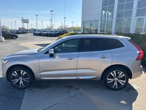 Used 2023 Volvo XC60 B5 Plus w/ Climate Package AWD/4WD image 9