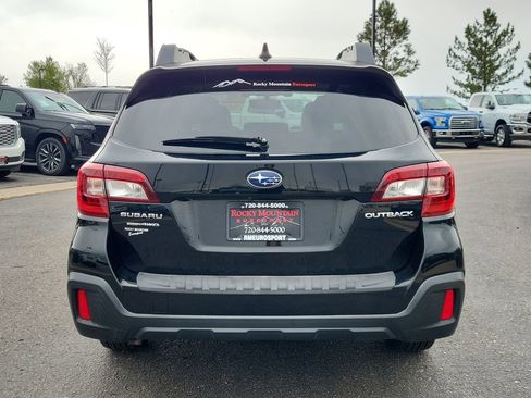 Used 2019 Subaru Outback 2.5i Premium AWD/4WD image 5