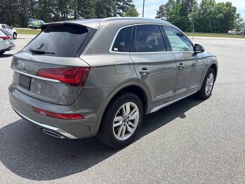 Used 2023 Audi Q5 2.0T Premium w/ Convenience Package AWD/4WD image 8