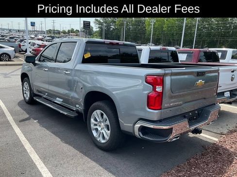 Used 2025 Chevrolet Silverado 1500 LTZ w/ Technology Package AWD/4WD image 4
