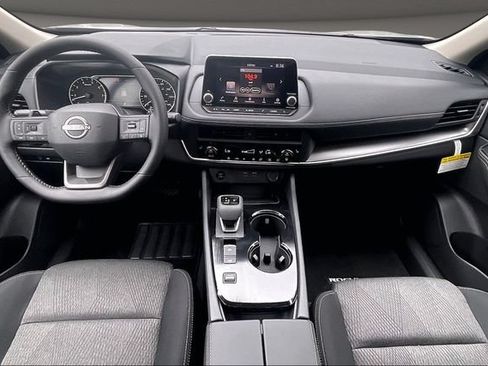 New 2026 Nissan Rogue SV w/ Cold Weather Package FWD image 5