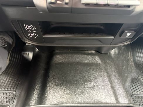 Used 2026 RAM 3500 Tradesman w/ Chrome Appearance Group A image 27