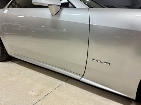 Used 2006 Cadillac XLR image 12