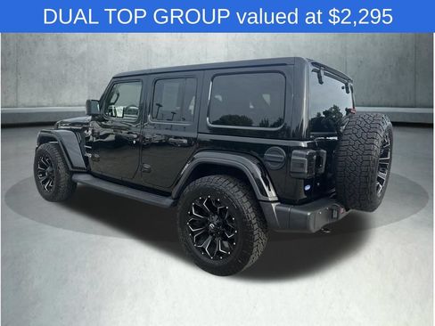 Used 2018 Jeep Wrangler Unlimited Sahara w/ Dual Top Group AWD/4WD image 4