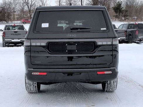New 2026 Jeep Grand Wagoneer L Limited AWD/4WD image 4