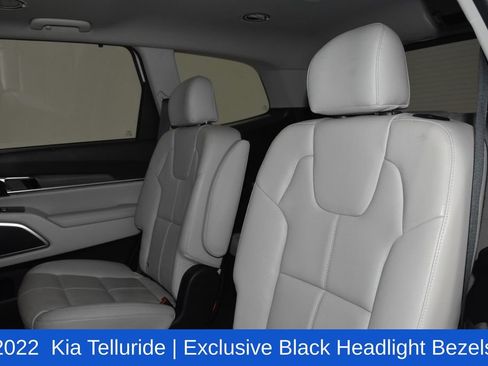 Used 2022 Kia Telluride EX w/ EX Premium Package AWD/4WD image 32