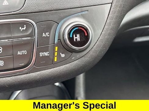 Used 2023 Chevrolet Malibu LT FWD image 25