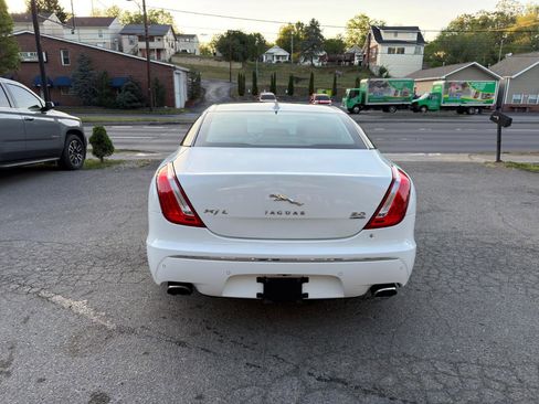 Used 2013 Jaguar XJ L Portfolio AWD/4WD image 6