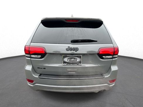 Used 2020 Jeep Grand Cherokee Altitude AWD/4WD image 4