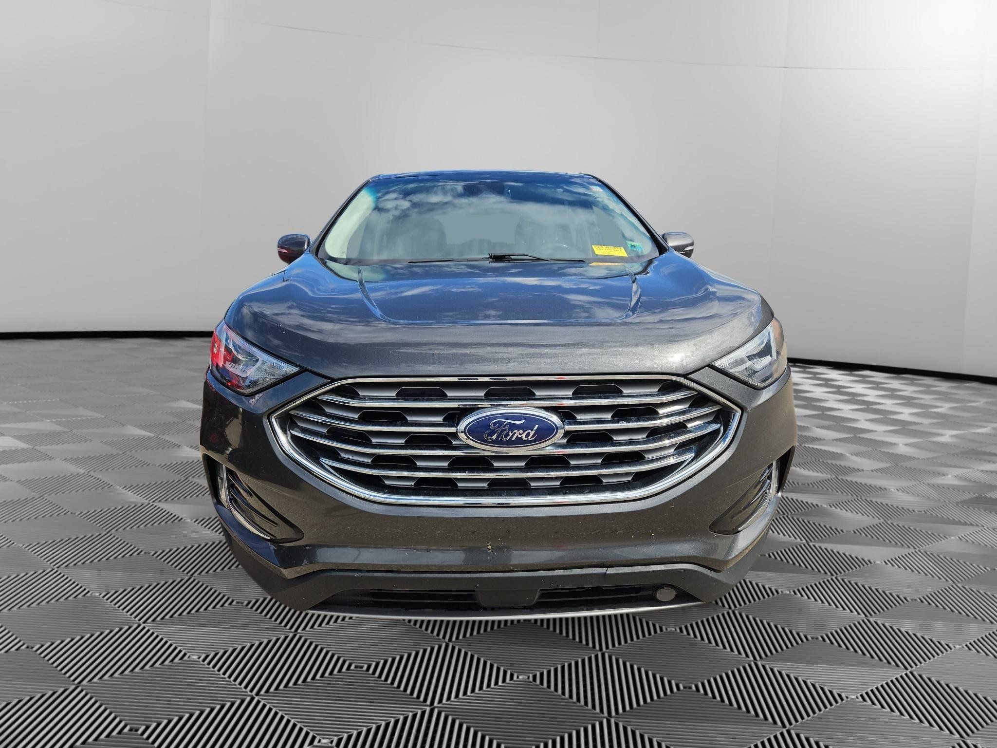 Used 2019 Ford Edge SEL AWD/4WD image 2