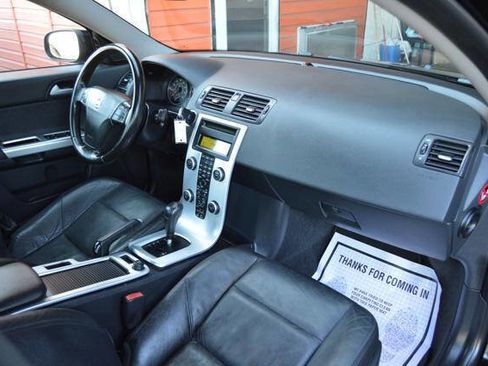 Used 2011 Volvo S40 T5 w/ Preferred Pkg image 15
